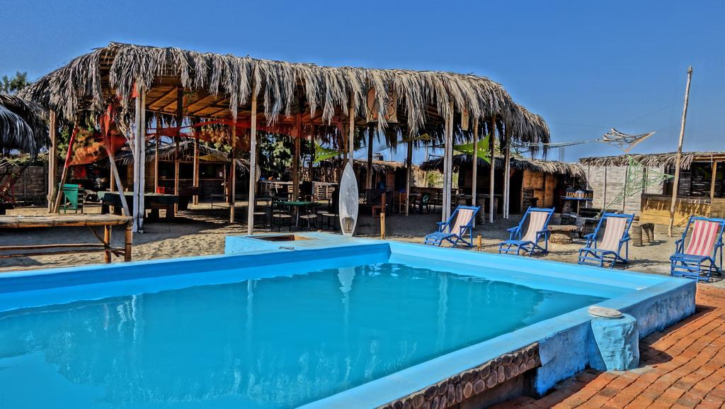 Psygon Surf Camp Hostel Mancora Bagian luar foto