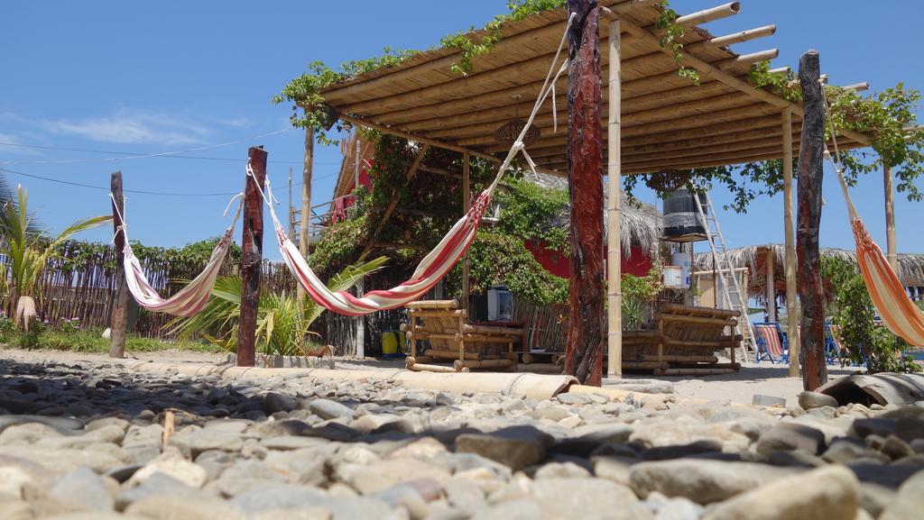 Psygon Surf Camp Hostel Mancora Bagian luar foto