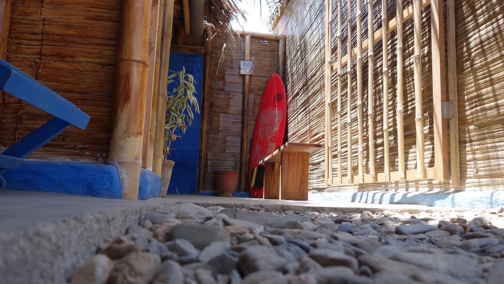 Psygon Surf Camp Hostel Mancora Bagian luar foto