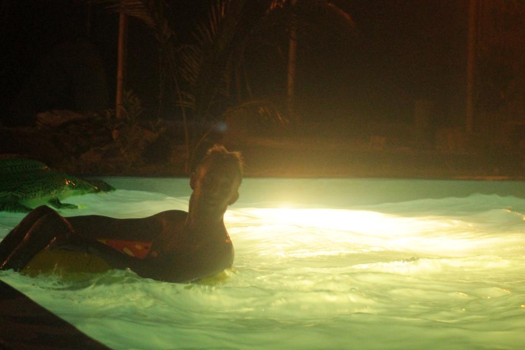 Psygon Surf Camp Hostel Mancora Bagian luar foto
